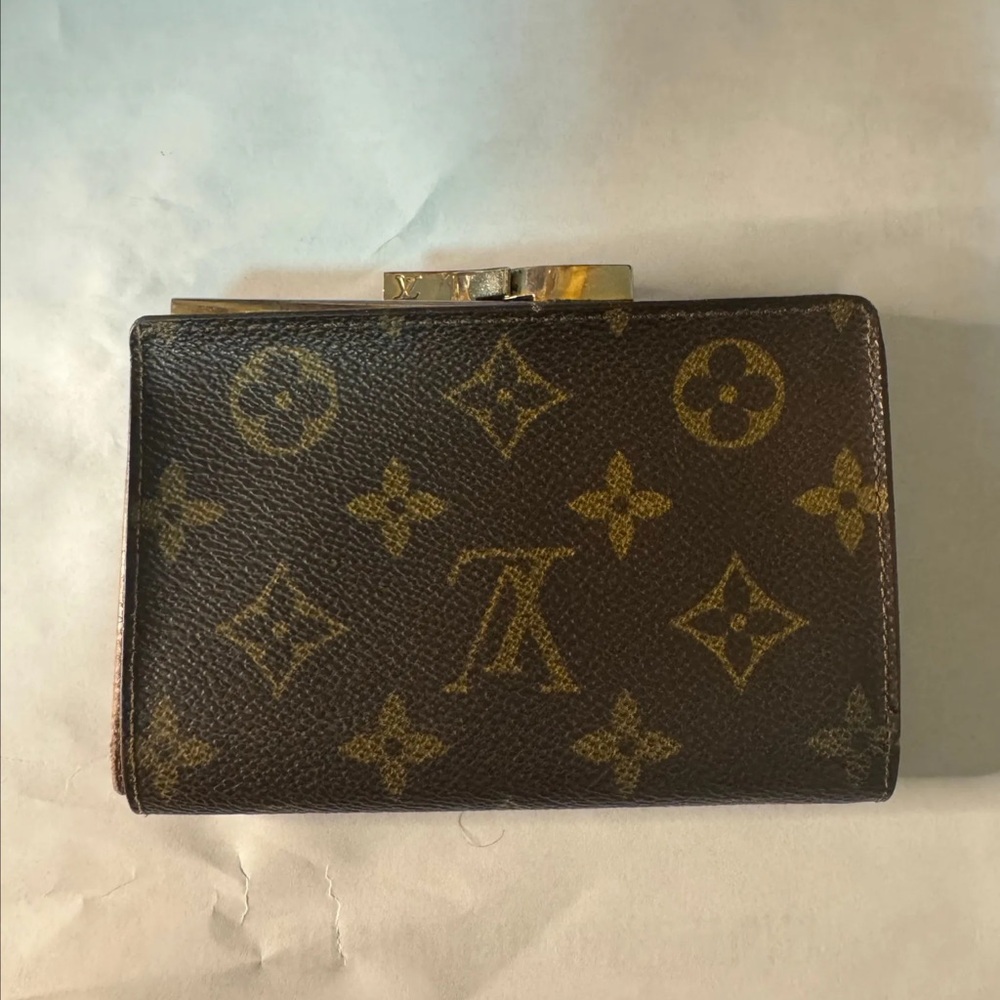 Authentic Louis Vuitton Brown and Gold Monogram Wallet - Picture 2 of 16